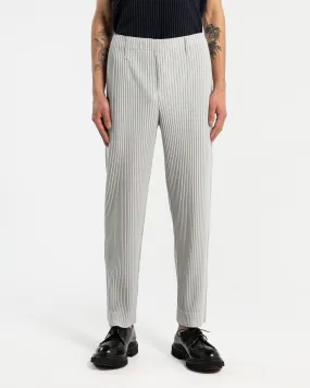 Basic Pleated Trouser in Light Grey