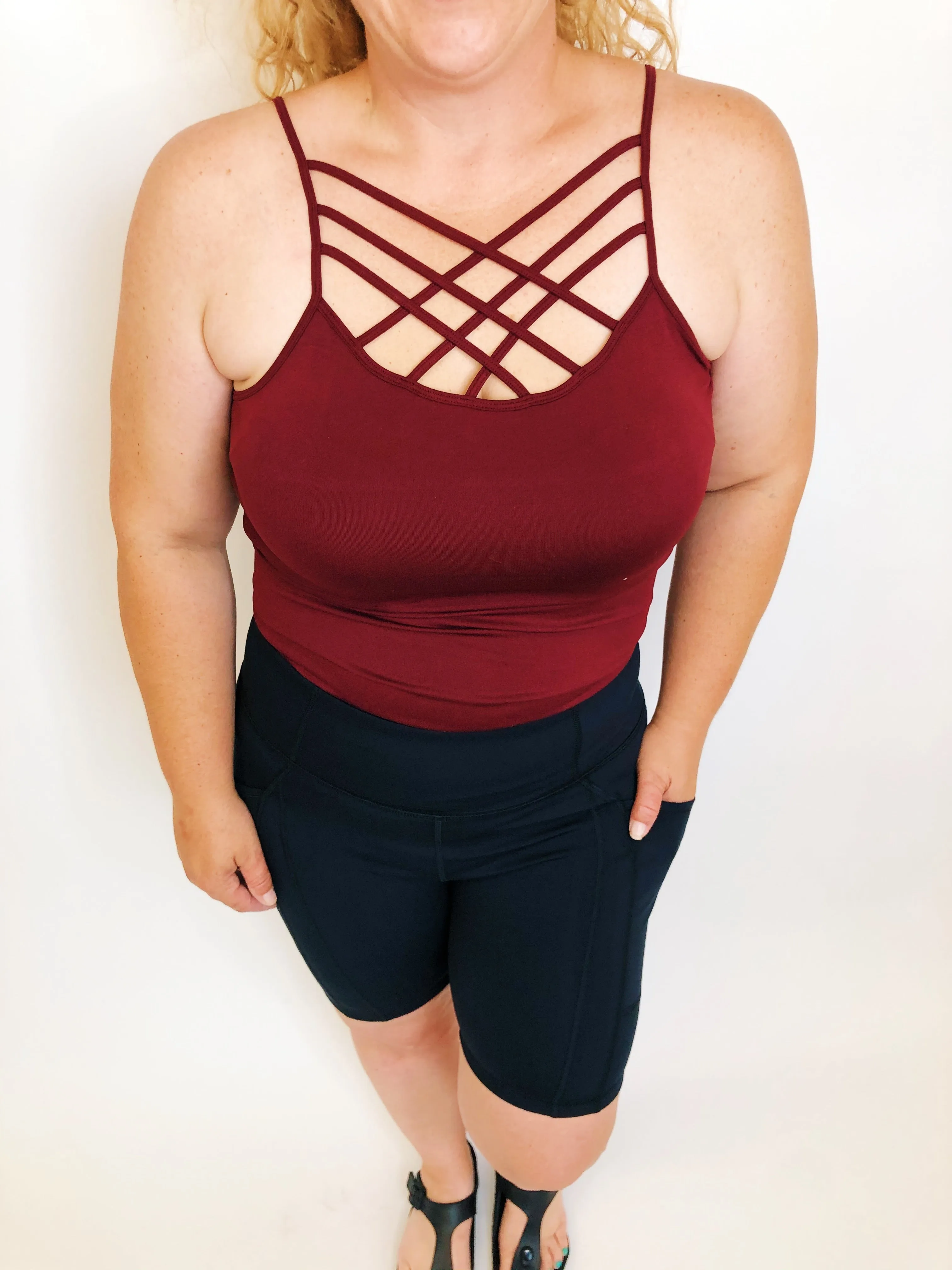 #K248 The Maze Criss Cross Tank (Burgundy)