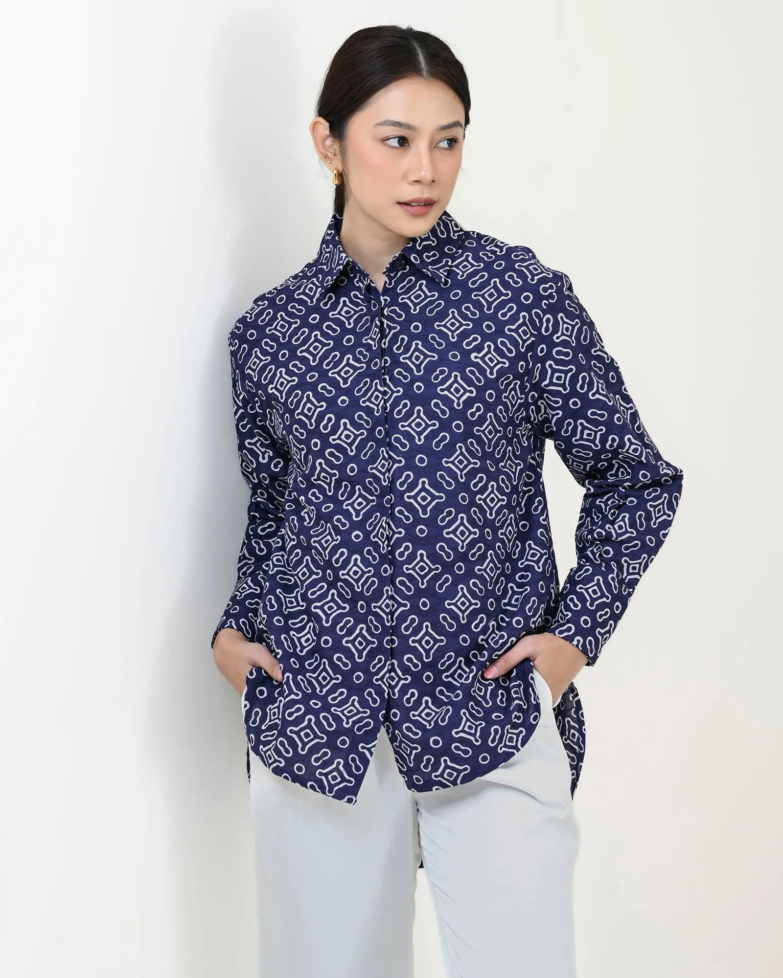 MIREYA BATIK SHIRT