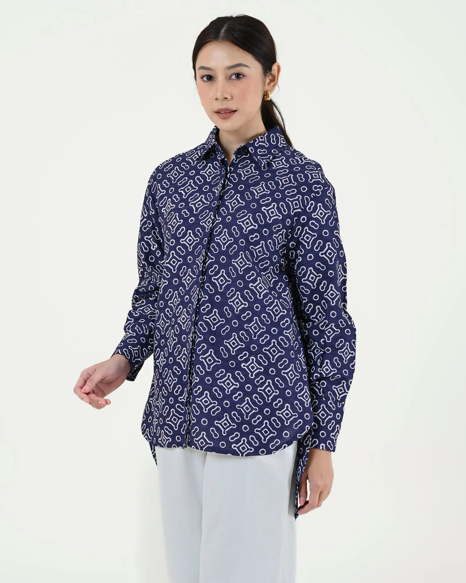 MIREYA BATIK SHIRT