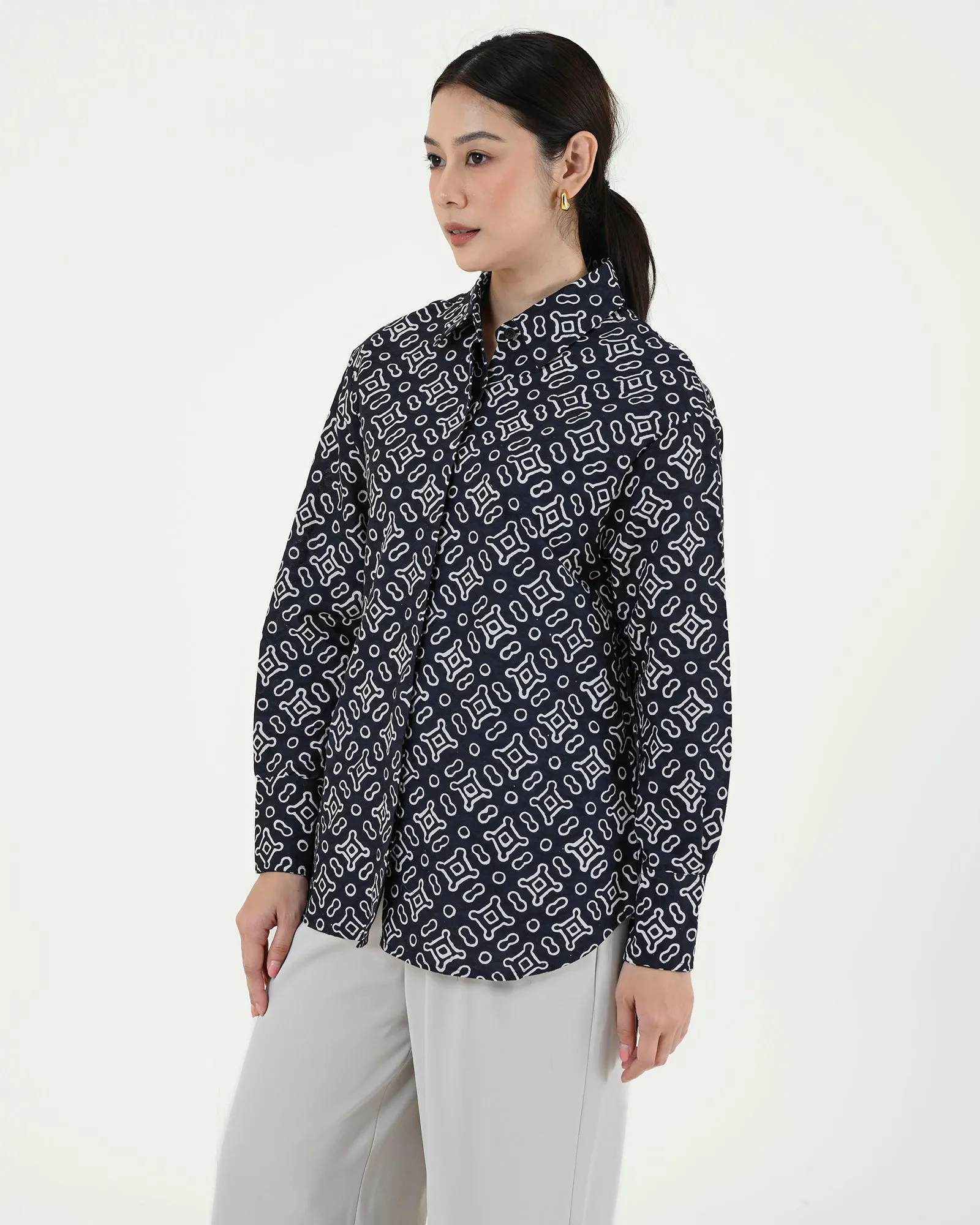 MIREYA BATIK SHIRT