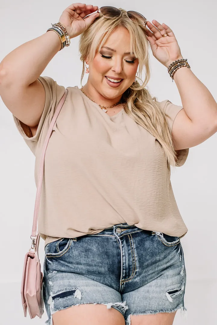 Run It Back Basic Top | Taupe