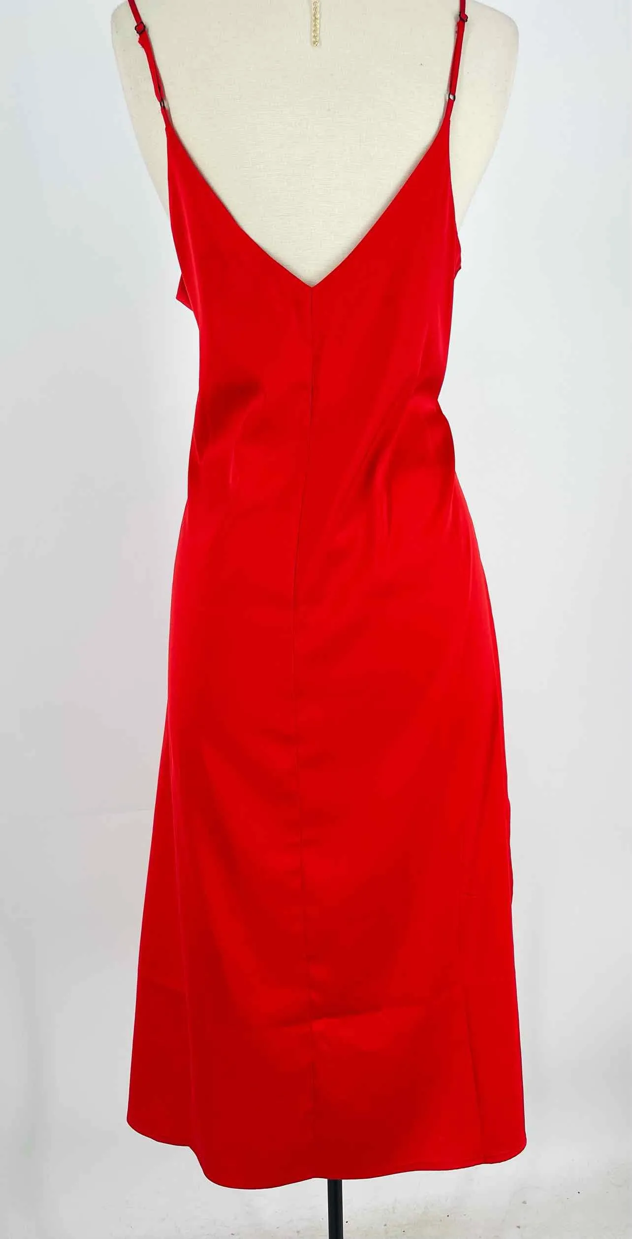 Size M Red Solid NEW Dresses Dress