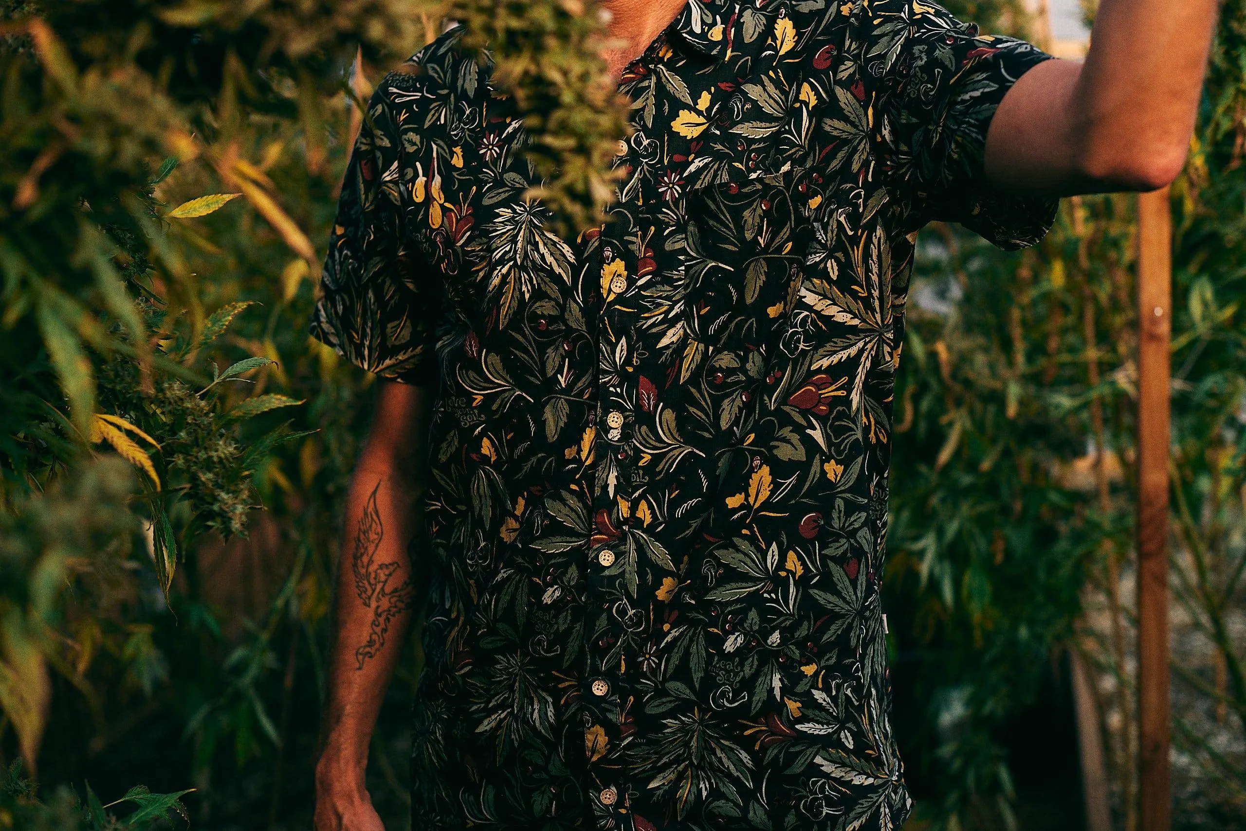 SUN EARTH I-TAL HEMP BUTTON UP